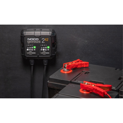 Chargeur de batterie 2 sorties de 4 A Genius 2X2 Toolneeds Inc.