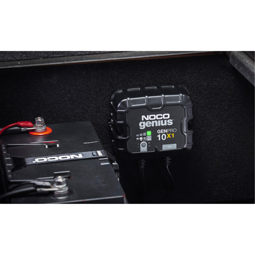Chargeur de batterie embarqu&eacute; &agrave; 1 sortie de 10 amp&egrave;res GenPro10X1 Genius Toolneeds Inc.