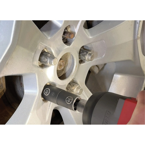 Jeu de douilles doubles hexagonales et h&eacute;licoidales avec coffret, 8 Morceaux, Prise de 1/2" Toolneeds Inc.