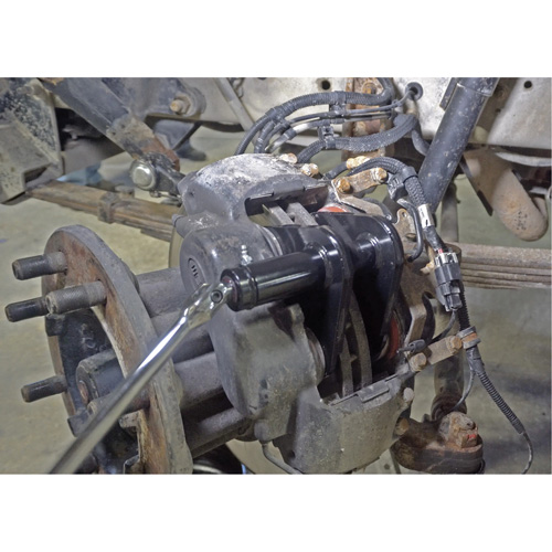 Compresseur d&eacute;trier de frein pour service moyen Toolneeds Inc.