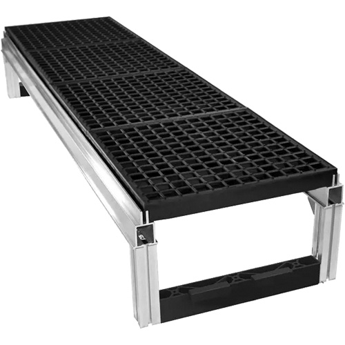Trousse de plateforme de travail modulaire en aluminium &agrave; drainage ouvert FOUNDATION, 18" la x 72" pr, Capacit&eacute; de 400 lb, Enti&egrave;rement soud&eacute; Toolneeds Inc.