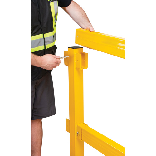 Poteau de coin pour garde-corps l&eacute;gers, Acier, 42" h, Jaune s&eacute;curit&eacute; OSHA Toolneeds Inc.