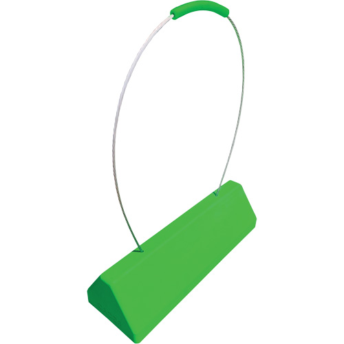 Cale de roue pour avion Checkers Safety SafeRay avec poign&eacute;e &agrave; c&acirc;ble ergonomique, Ur&eacute;thane, Vert fluorescent, 24" la x 8" p x 6" h Toolneeds Inc.