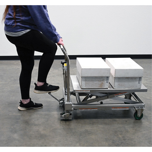 Hydraulic Scissor Lift Table, 31-1/2" L x 19-1/2" W, Stainless Steel, 550 lbs. Capacity Toolneeds Inc.