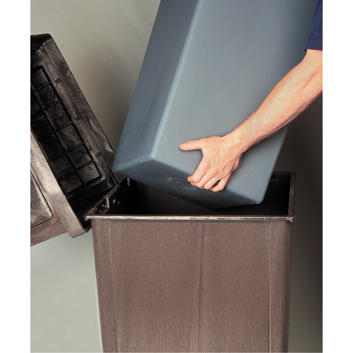 Landmark Series&reg; Classic Containers - Rigid Liners, 24.67 US gal. Toolneeds Inc.