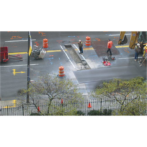 Peinture de marquage industrielle invers&eacute;e &agrave; base de solvant Quik-Mark, 17 oz, Canette a&eacute;rosol Toolneeds Inc.