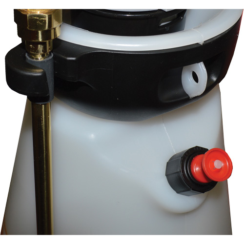 Vaporisateur de b&eacute;ton &agrave; compression s&eacute;rie industriel & entrepreneur, 3 gal. (13,5 L), Poly&eacute;thyl&egrave;ne, Lance de 24" Toolneeds Inc.