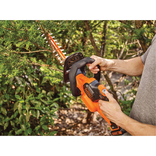 Max* PowerCut Cordless Hedge Trimmer Kit, 22", 20 V, Battery Powered Toolneeds Inc.
