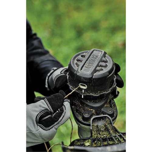 coupe-bordure sans fil Max*, 13", &agrave; pile, 20 V Toolneeds Inc.