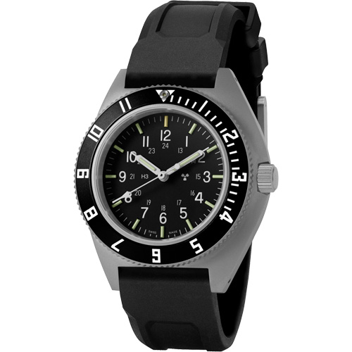 Montre Steel Navigator sur ensemble bracelet en caoutchouc noir de trois morceaux, Num&eacute;rique, &agrave; piles, 41 mm, Noir Toolneeds Inc.