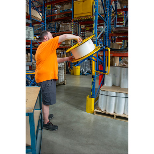 Distributeur de feuillards, Feuillard Polyester/Acier/Polypropyl&egrave;ne, Dia de noyau 16"/8", largeur de rouleau 3"/8"/6" Toolneeds Inc.