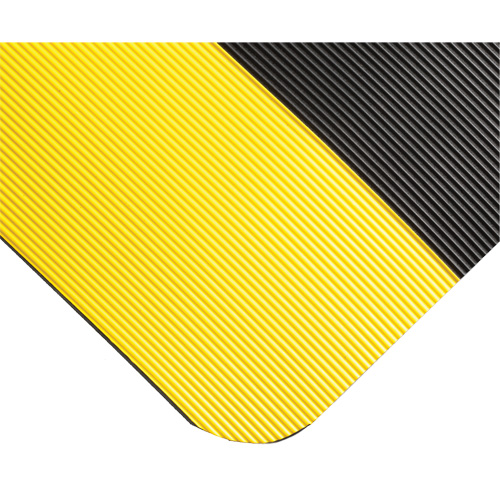 Tapis ondul&eacute; pour tableau de contr&ocirc;le no 702, 3' la x 20' lo, 1/4" &eacute;paisseur, Noir/Jaune, PVC Toolneeds Inc.