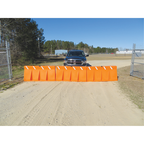 Traffic Barriers, Water-Filled, 62.25" L x 24" H, Orange Toolneeds Inc.