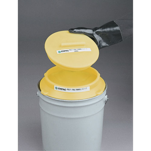 Couvercle pour entonnoirs Poly-Pail Funnel Toolneeds Inc.