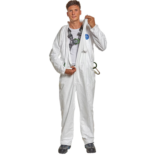Harness-Compatible Disposable Coverall, Medium, White, Tyvek&reg; 500 Toolneeds Inc.
