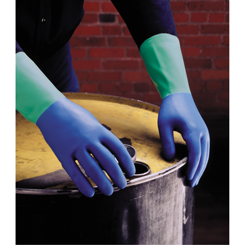 Gants Protector, Taille 6/Petit/6,5, 13" lo, Nitrile/Latex de caoutchouc, Doublure en Ouat&eacute;e, 28 mils Toolneeds Inc.