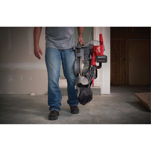 Ensemble scie &agrave; onglets combin&eacute;s coulissante &agrave; biseau double M18 Fuel Toolneeds Inc.