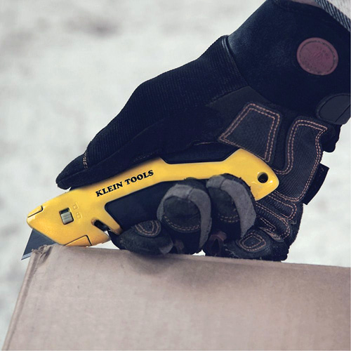Self-Retracting Utility Knife, Steel, Cushion Handle Toolneeds Inc.