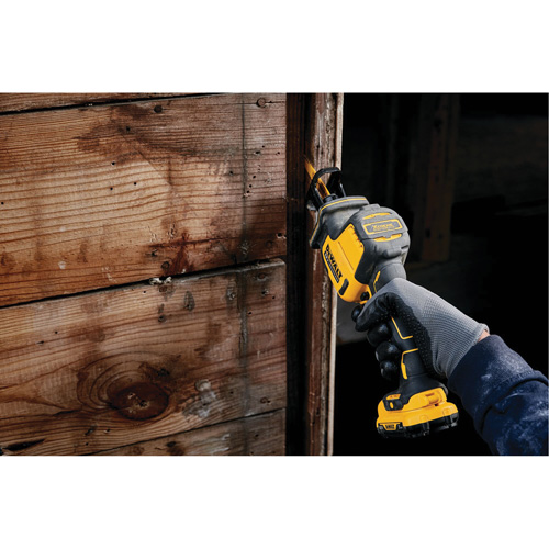 Scie alternative sans fil Max* (outil seulement), 12 V, Lithium-ion Bloc-pile, 0-2800 coups/min Toolneeds Inc.