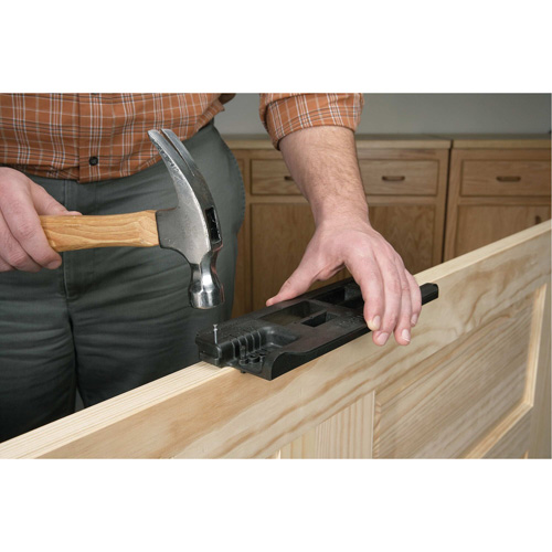 Gabarit de toupillage pour serrure et g&acirc;che Toolneeds Inc.
