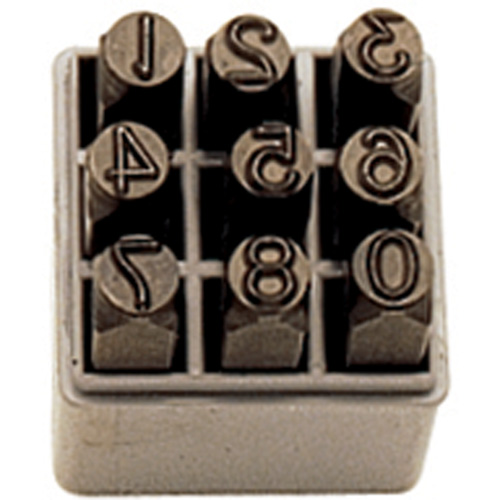 Jeu de num&eacute;ros &agrave; estamper &agrave; la main, 9 morceaux Toolneeds Inc.
