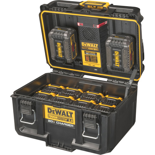 Chargeur 20V &agrave; deux ports ToughSystem 2.0, 14" x 15" x 9", Noir/Jaune Toolneeds Inc.