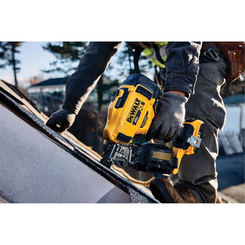 Ensemble de cloueuse 15° sans fil pour bobine de toiture, 20 V, Lithium-ion Toolneeds Inc.