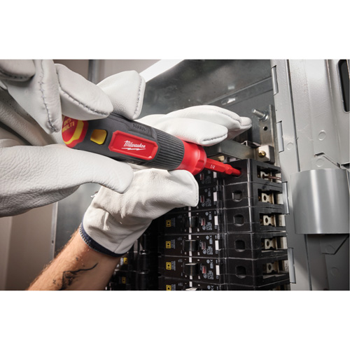Tournevis &agrave; embouts interchangeables &agrave; tige articul&eacute;e isol&eacute; 1000 V, 2-en-1, 8-4/5" lo, Prise Coussin&eacute;e Toolneeds Inc.