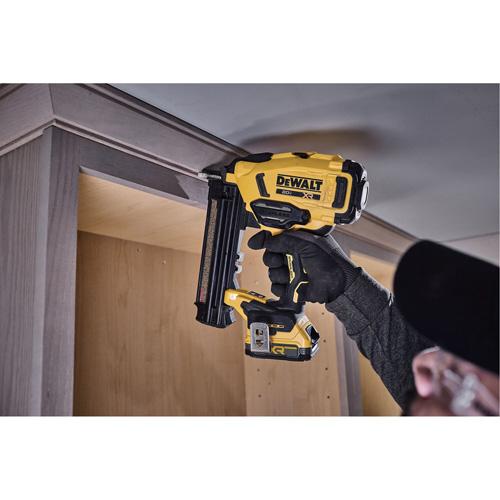 XR&reg; Cordless 18Ga Brad Nailer, 20 V, Lithium-Ion Toolneeds Inc.