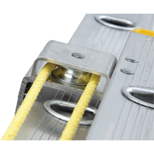 Industrial Heavy-Duty Extension Ladders, 300 lbs. Cap., 13' H, Grade 1A Toolneeds Inc.