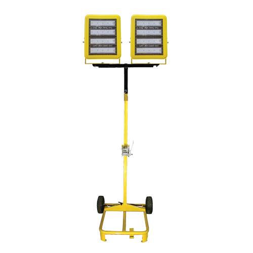 Chariot d'&eacute;clairage &agrave; deux t&ecirc;tes avec treuil, DEL, 400 W, 60 000 lumens, Boîtier en Aluminium Toolneeds Inc.