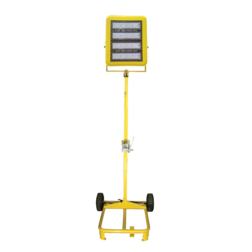Chariot d'&eacute;clairage &agrave; t&ecirc;te unique avec treuil, DEL, 200 W, 30000 lumens, Boîtier en Aluminium Toolneeds Inc.