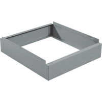 Base en retrait pour casiers &eacute;conomiques Clean Line, 1 Blocs, 4" lo x 12" la x 18" p, Gris, Acier Toolneeds Inc.
