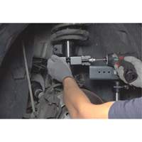 Strut Lifter Toolneeds Inc.