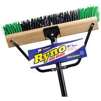 Balai-brosse &agrave; manche renforc&eacute; Ryno, 18", Ferme, Soies PVC Toolneeds Inc.