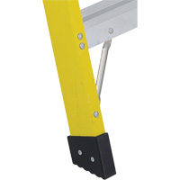 Industrial Heavy-Duty Stepladders (6400 Series), 6', Fibreglass, 300 lbs. Capacity, Type 1A Toolneeds Inc.