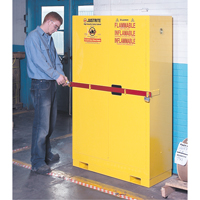 Armoire de rangement haute s&eacute;curit&eacute; avec barre en acier pour produits inflammables, 45 gal., 2 tablettes Toolneeds Inc.