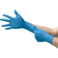 Gants jetables, Petit, Nitrile, 5 mils, Poudr&eacute;s, Bleu Toolneeds Inc.