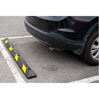 Butoir pour espace de stationnement, Caoutchouc, 6' l, Noir/Jaune Toolneeds Inc.