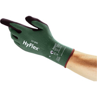 Gants polyvalents &eacute;coresponsables HyFlex 11-842, 5, R&ecirc;vetement Mousse de nitrile, Calibre 15, Enveloppe en Nylon Toolneeds Inc.