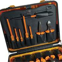 Ensembles d'outils isol&eacute;s d'usage g&eacute;n&eacute;ral, 13 M Toolneeds Inc.