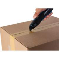 Couteau de s&eacute;curit&eacute; r&eacute;tractable , Acier inoxydable, Robuste, Prise en Plastique/Aluminium Toolneeds Inc.
